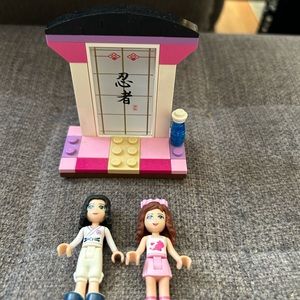 LEGO Friends Emma's Karate Class